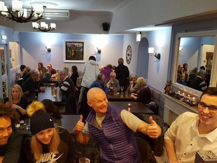 The Blackbull Inn Polmont Экстерьер фото